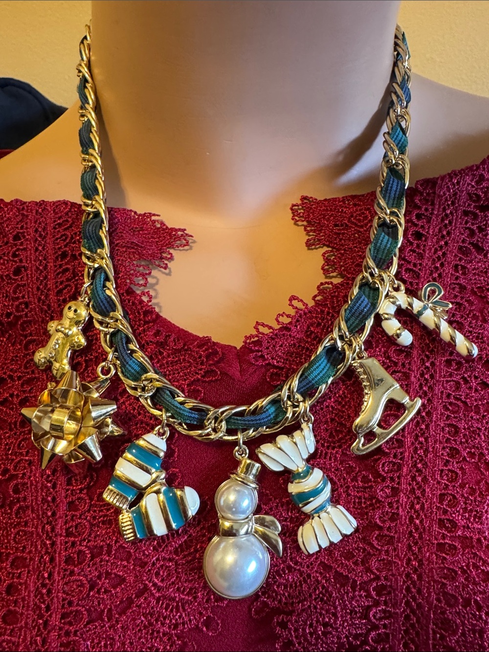 Talbots holiday charm necklace in gold tone chain links &enamel gold tone charms